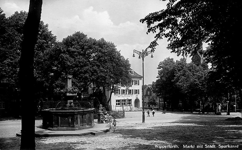 (021) markt 1930.jpg